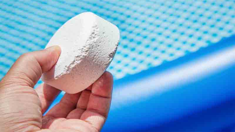 How long does it take for a pool chlorine tablet to break down?